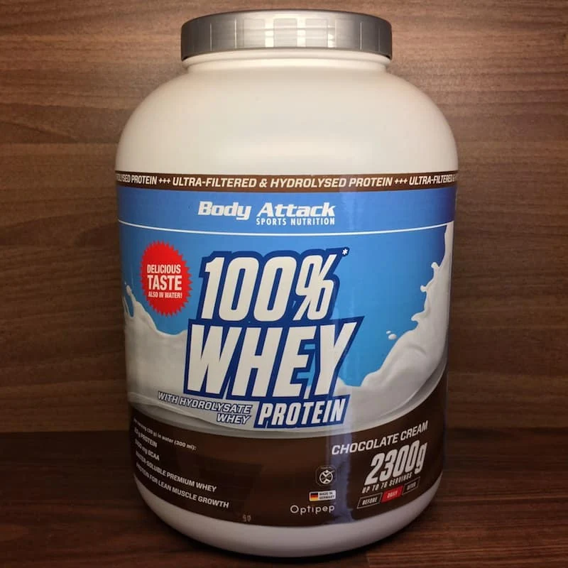 Die Vorderseite unserer Testdose – Body Attack 100% Whey Protein