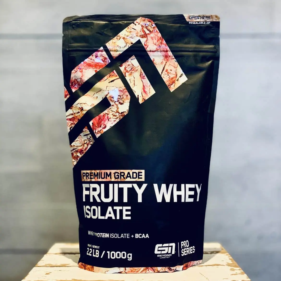 ESN Fruity Whey Verpackung aus unserem ursprünglichen Praxistest