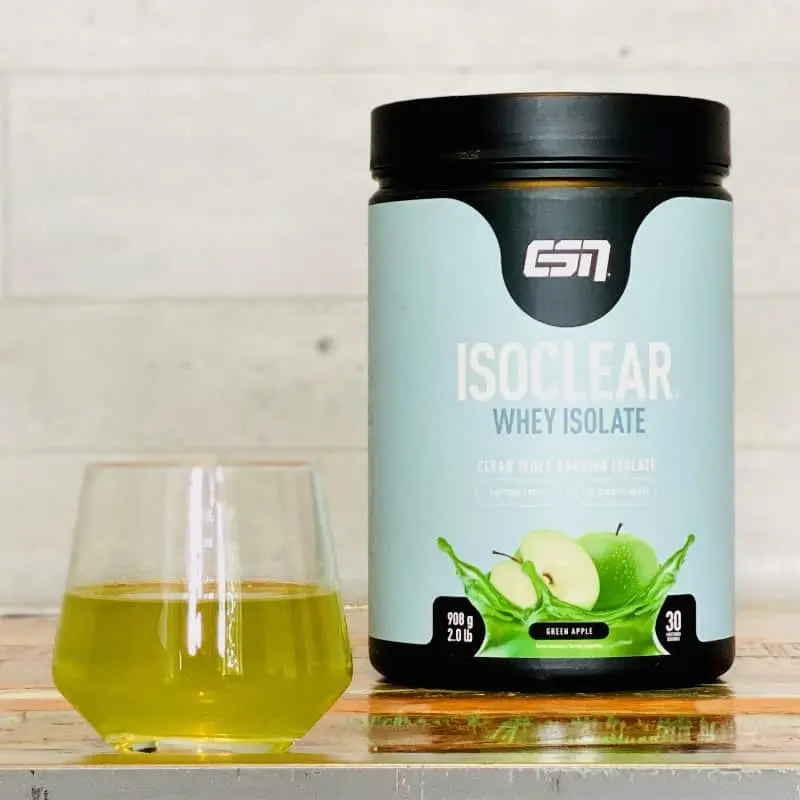 ESN Isoclear Green Apple mit dem von uns zubereiteten Getränk