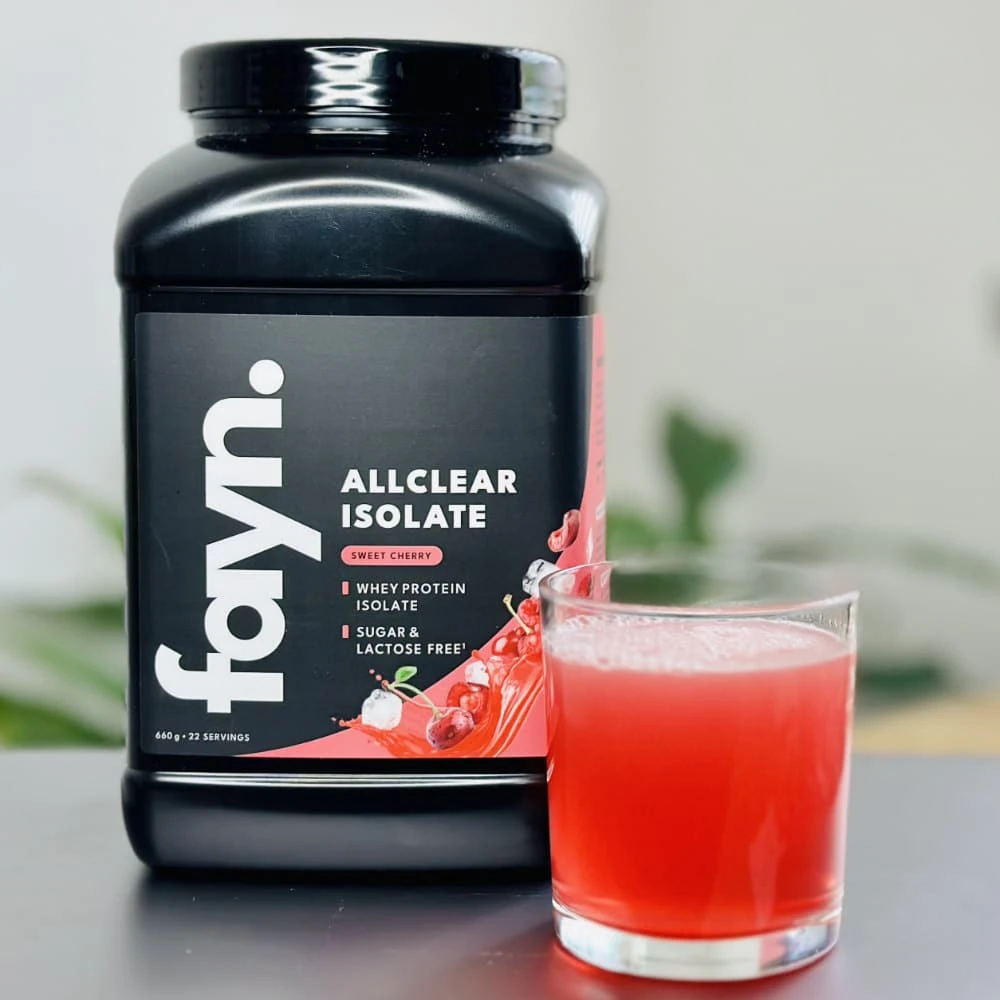 fayn ALLCLEAR Sweet Cherry mit unserem roten Testgetränk