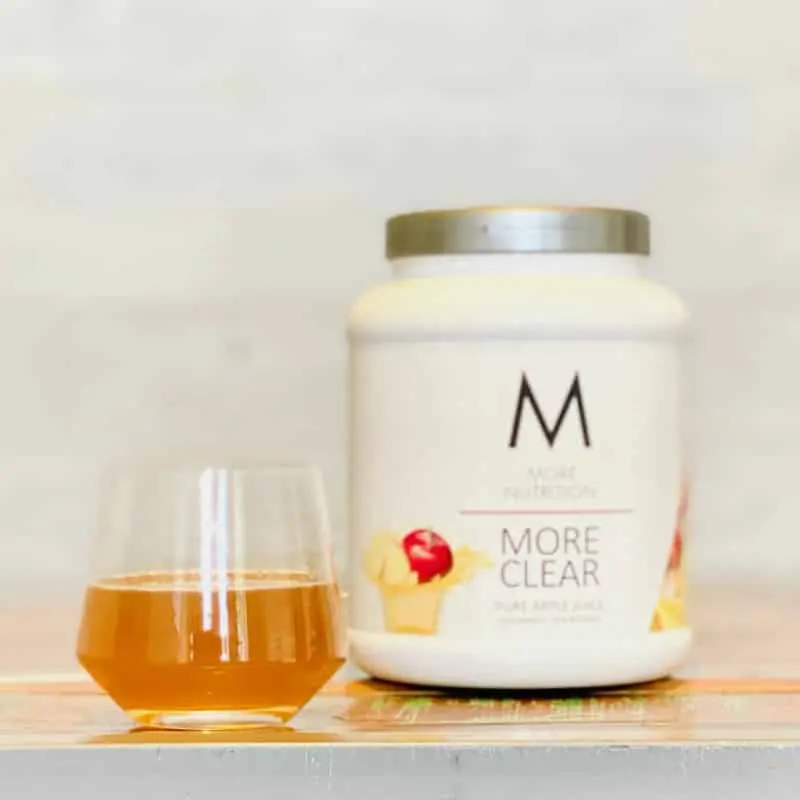 Ältere More-Clear-Pure-Apple-Juice-Testdose mit unserem selbst angemischten Proteindrink