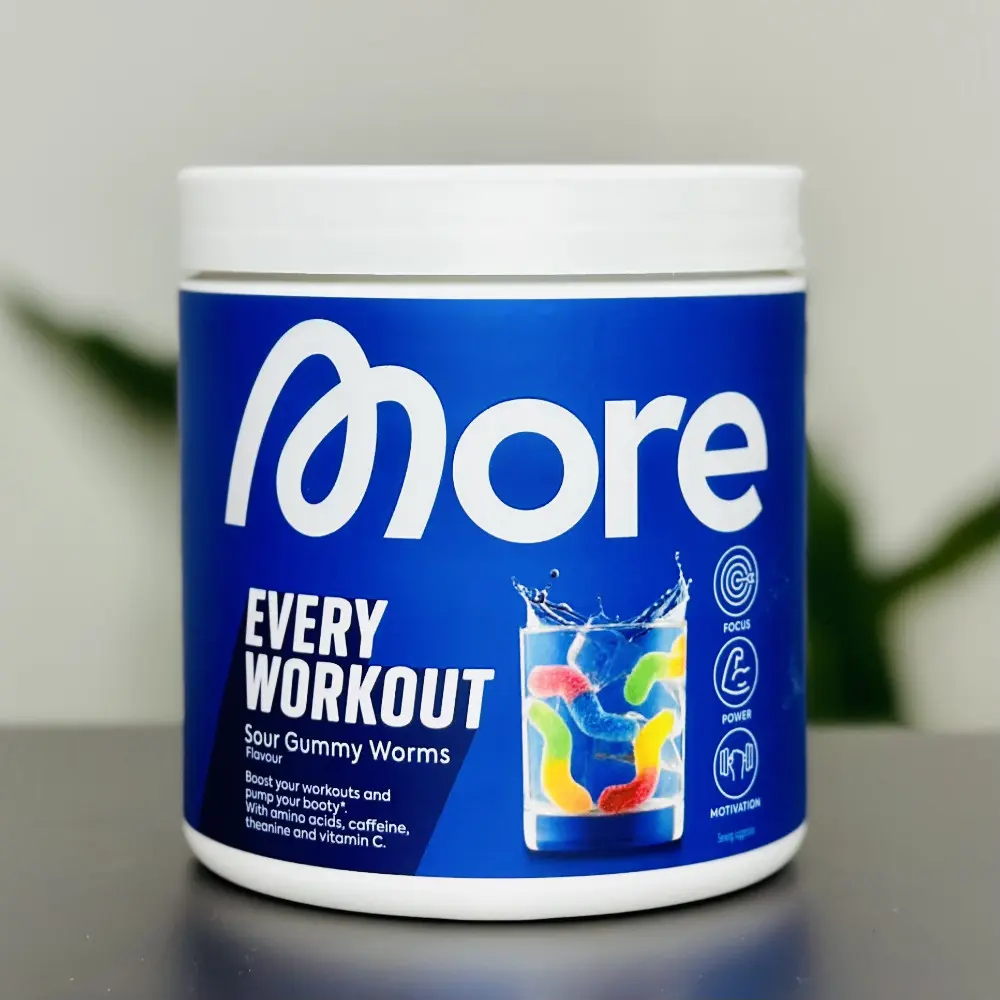 Every-Workout-Dose Sour Gummy Worms auf dem Tisch in unserem Test